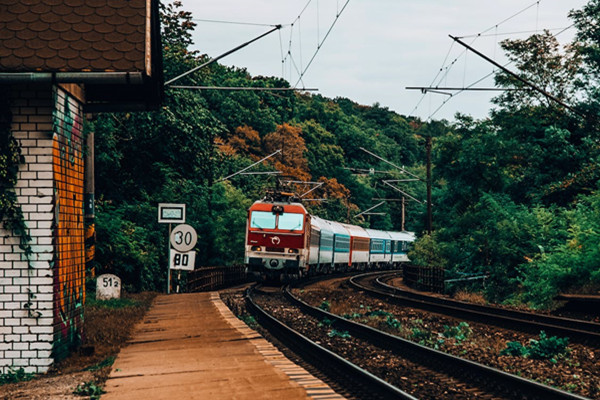 中國至俄羅斯鐵路運輸專線，快速、可靠、安全